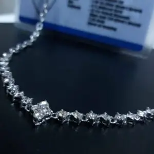 Kalung Berlian Emas Putih – Desain Mewah & Elegan | White Gold Diamond Necklace – Luxurious Elegant Design