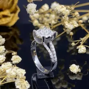 Cincin Emas Putih Berlian 6,7 Karat | White Gold Diamond Ring 6.7 Ct